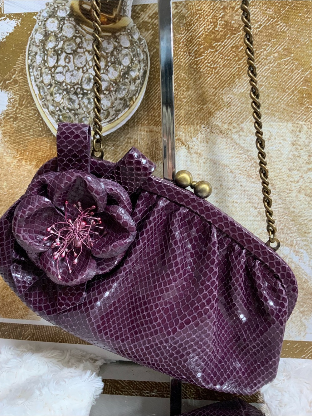 Isabella Fiore Plum Textured Floral Chain-Handle Kisslock Clutch with pouch - Picture 2 of 9